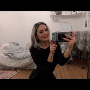 Meet your Posher, Emily